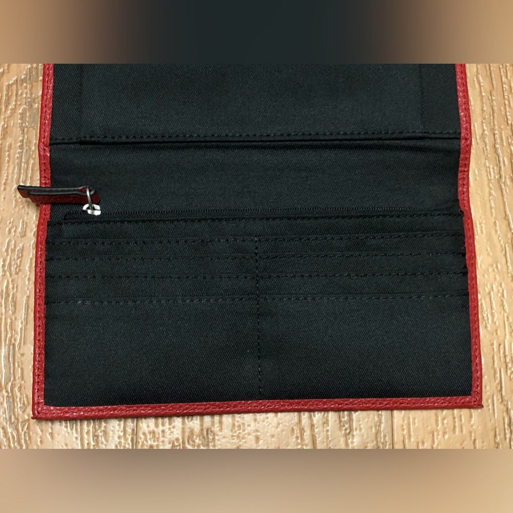 Vince Camuto Vintage Red Clutch Wallet With Crossbody Rings - Picture 3 of 7
